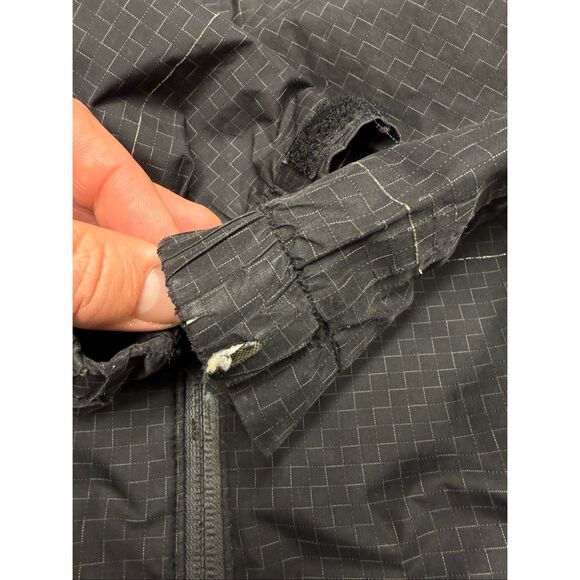 ASICS black and white windbreaker jacket with removable hood in good shape but o - Picture 3 of 5